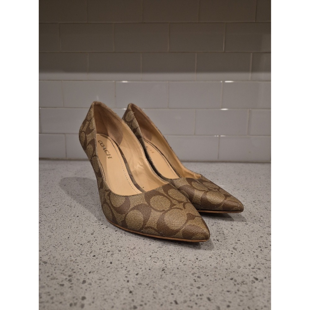 Vintage Coach Ellin Heels Pumps Classic Pointed Toe Brown Monogram Logo Size 9.5